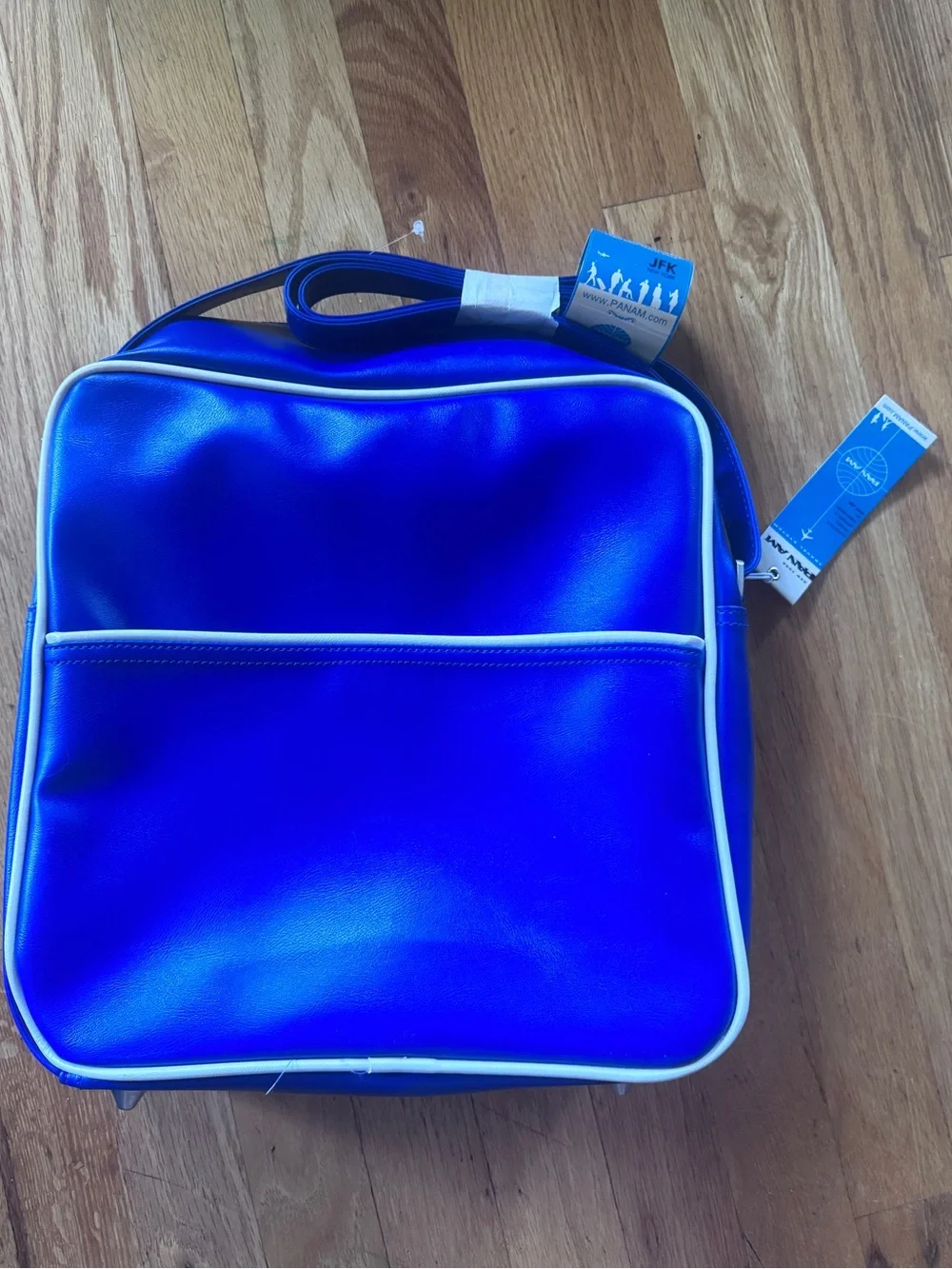 Pan Am “innovator” Retro Blue Logo Travel Bag certified vintage style by Pan Am
